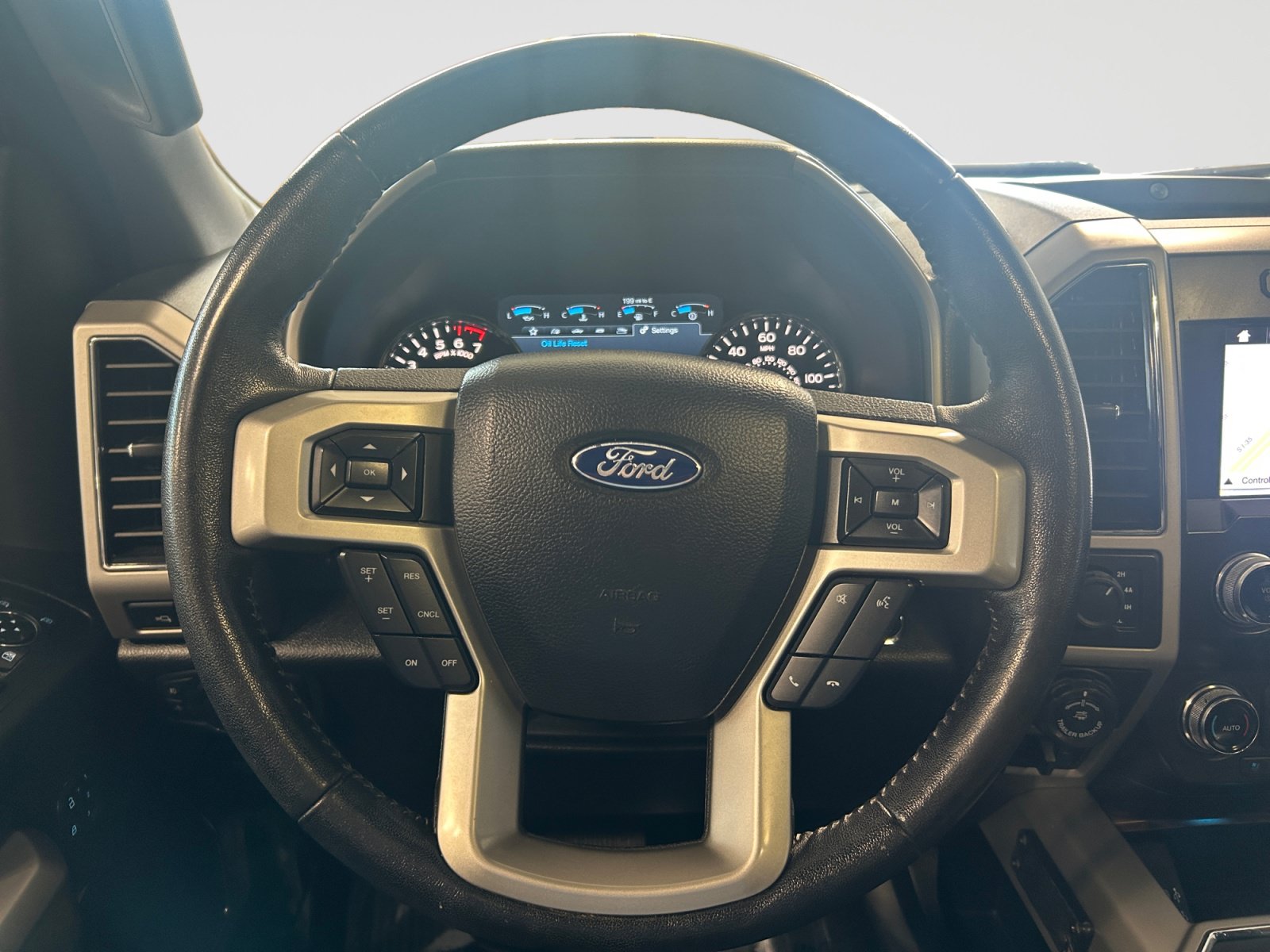 Certified 2019 Ford F150 Lariat w/ Equipment Group 502A Luxury AWD/4WD image 14