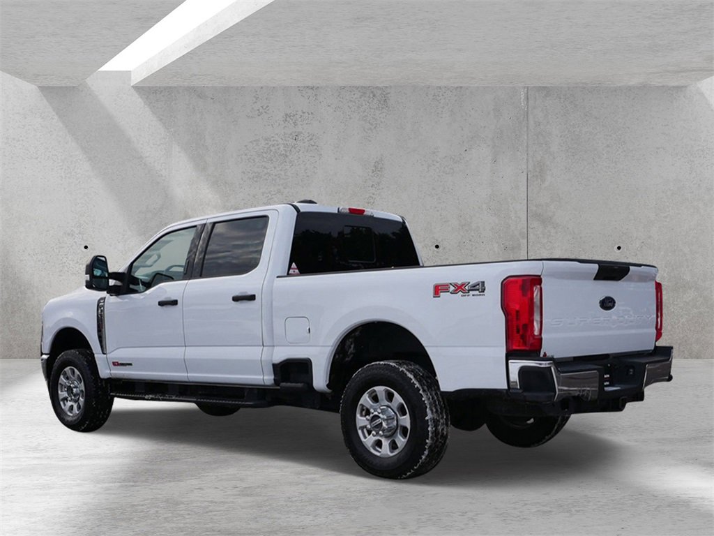 Certified 2024 Ford F350 XLT w/ FX4 Off-Road Package image 4