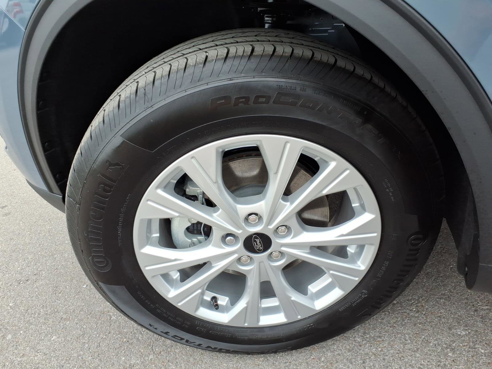 Certified 2026 Ford Escape Active w/ Cold Weather Package AWD/4WD image 9
