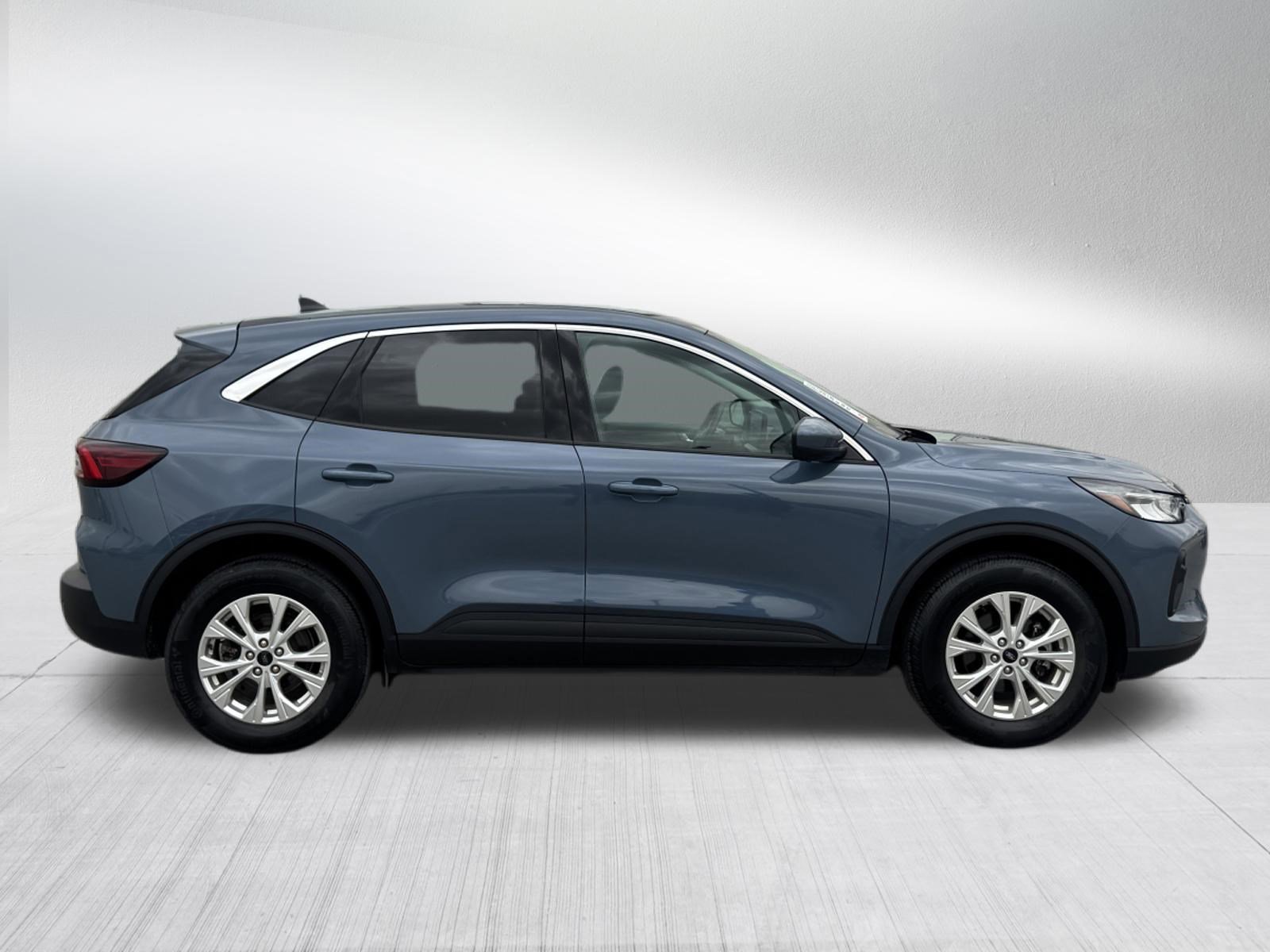 Certified 2024 Ford Escape Active w/ Tech Pack #2 AWD/4WD image 8