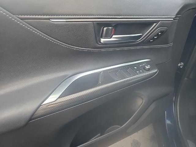 Used 2021 Toyota Venza XLE w/ Softex Package image 20