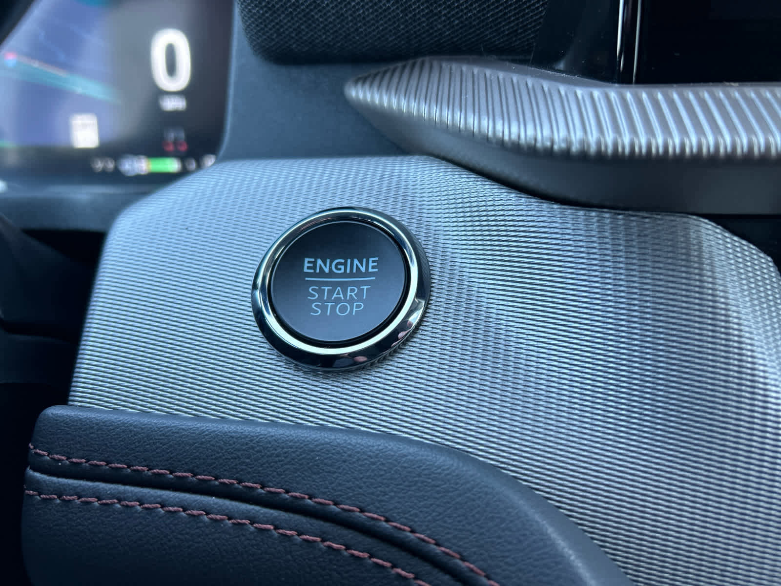 Certified 2025 Ford Explorer Active image 40