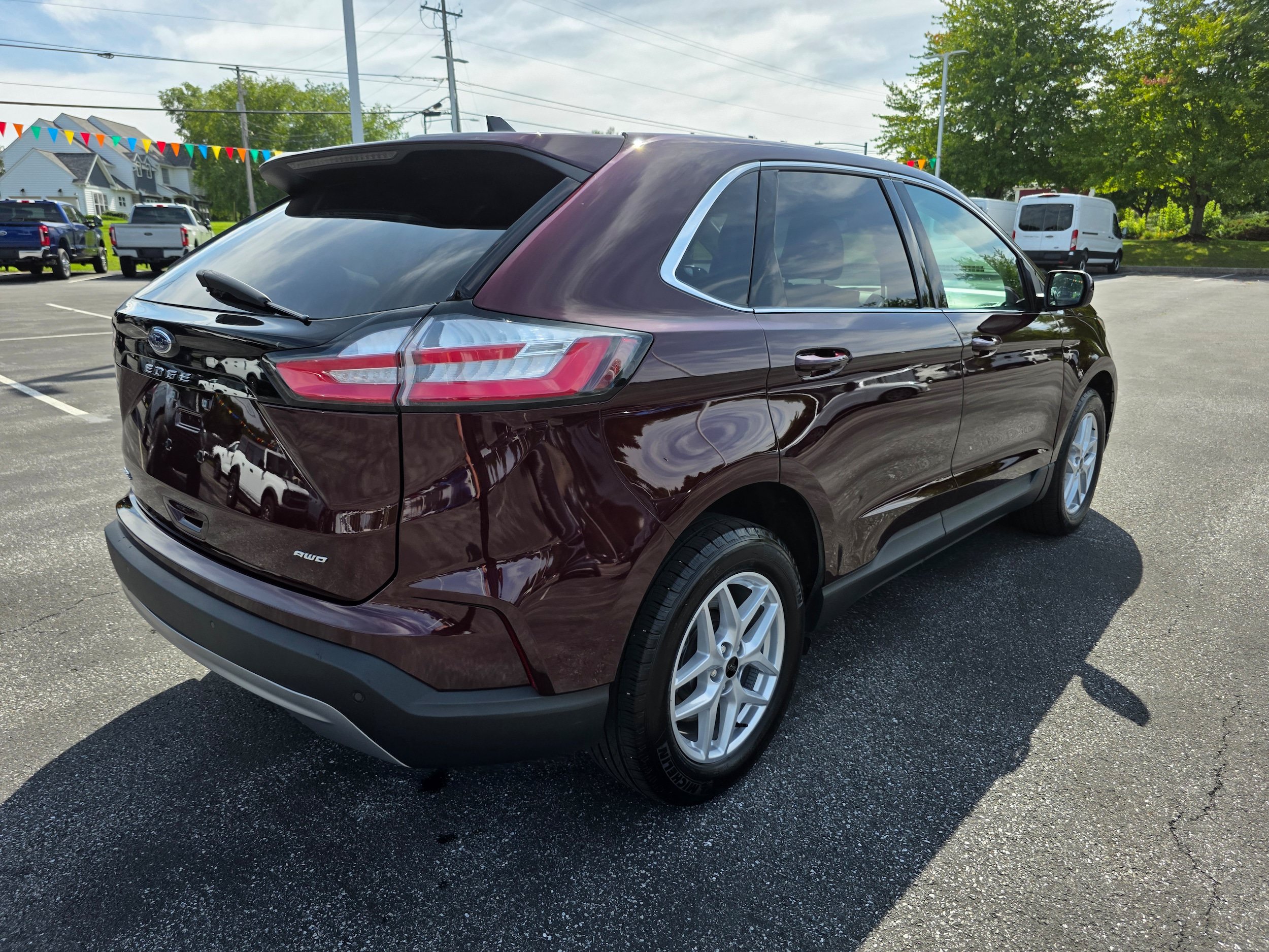 Certified 2023 Ford Edge SEL w/ Convenience Package AWD/4WD image 4