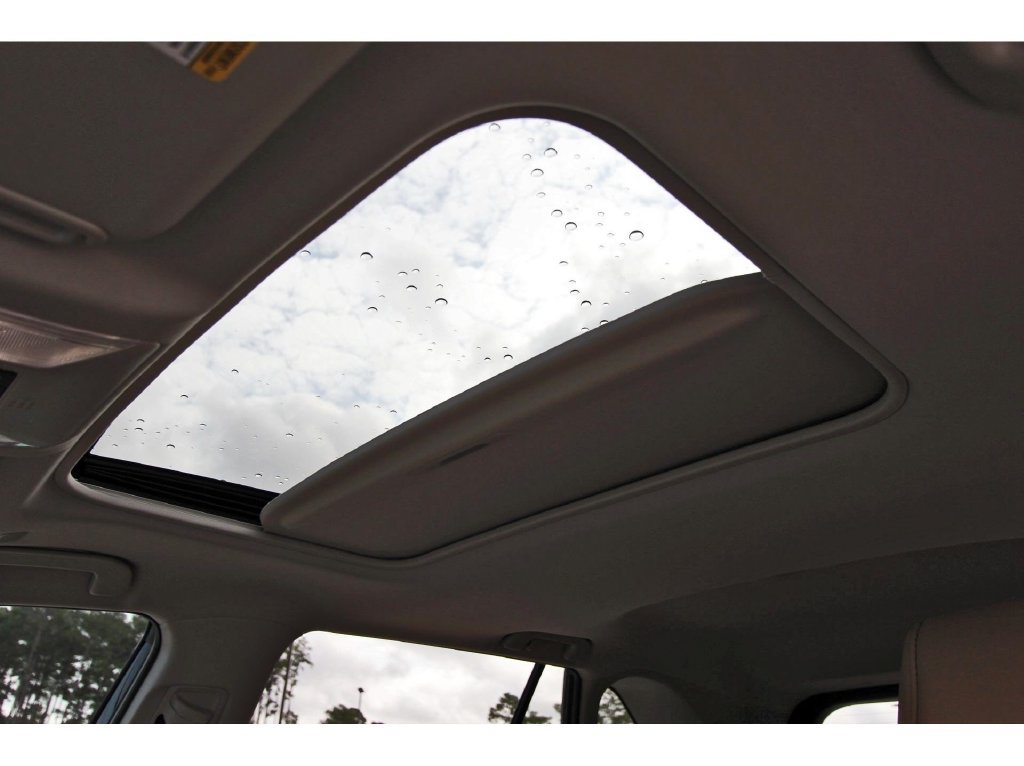 Used 2025 Toyota RAV4 XLE Premium w/ Blackout Package (GST) FWD image 35