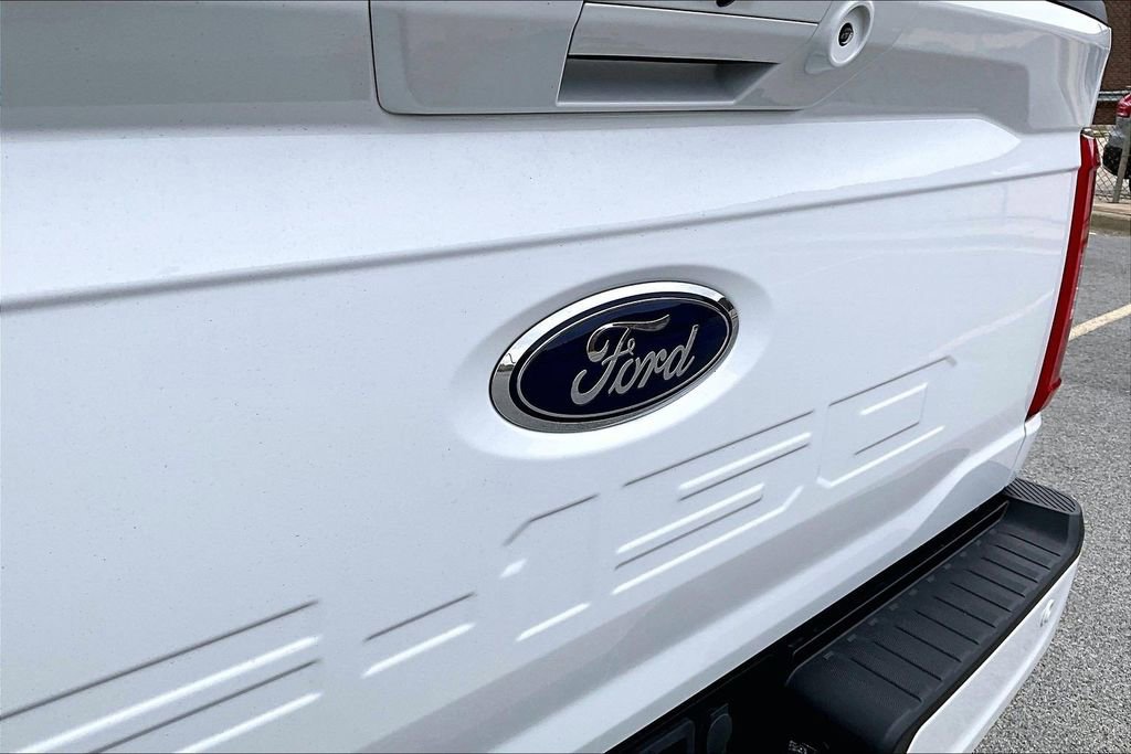 Certified 2023 Ford F150 XLT w/ Equipment Group 302A High image 31