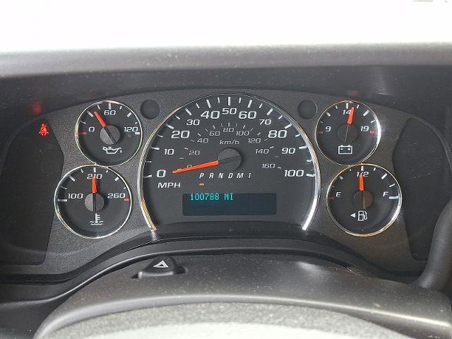 Used 2021 GMC Savana 3500 w/ Power Convenience Package RWD image 18