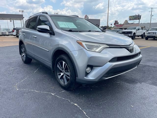 Used 2018 Toyota RAV4 XLE FWD image 11