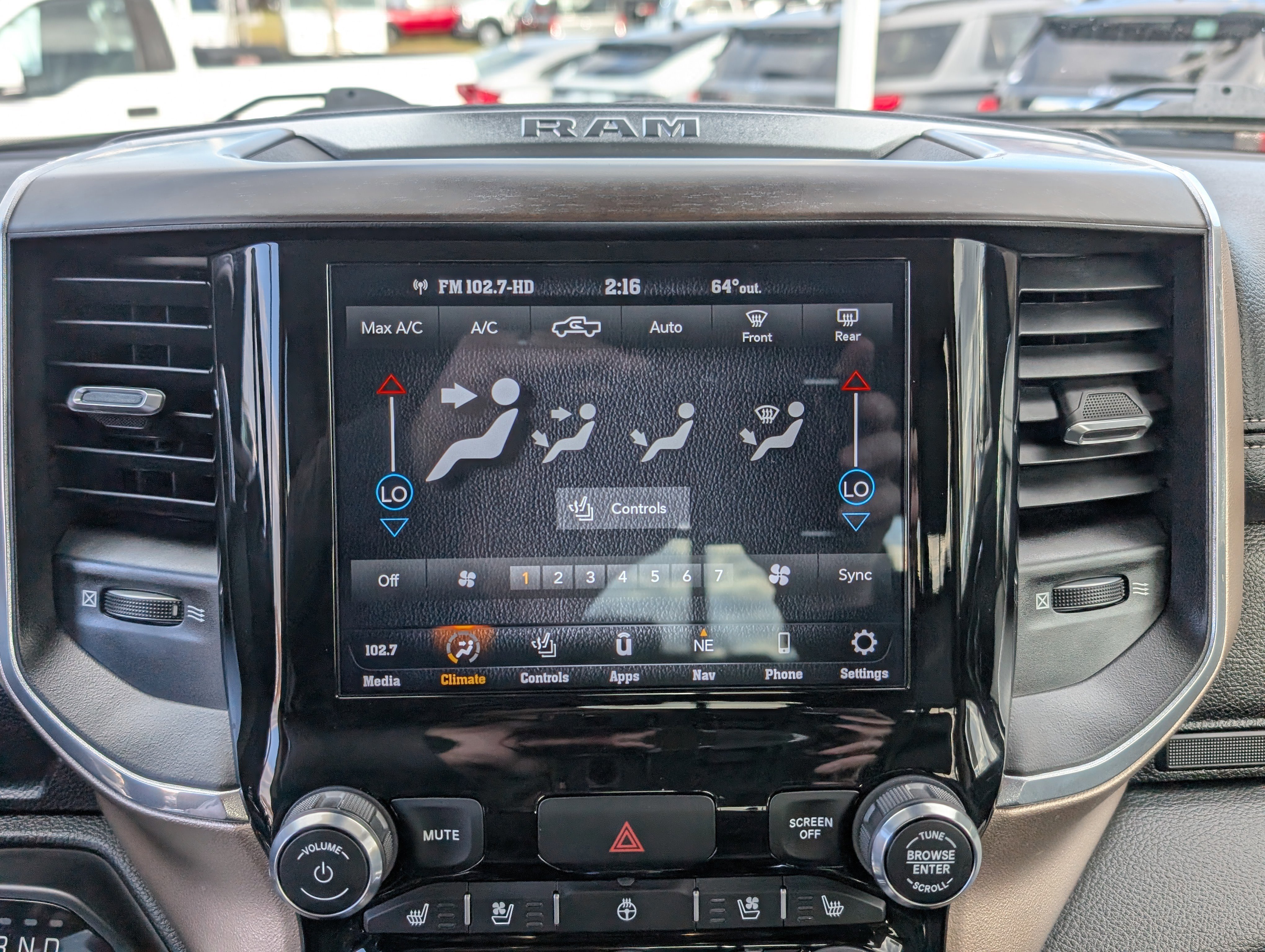 Used 2021 RAM 1500 Laramie image 31