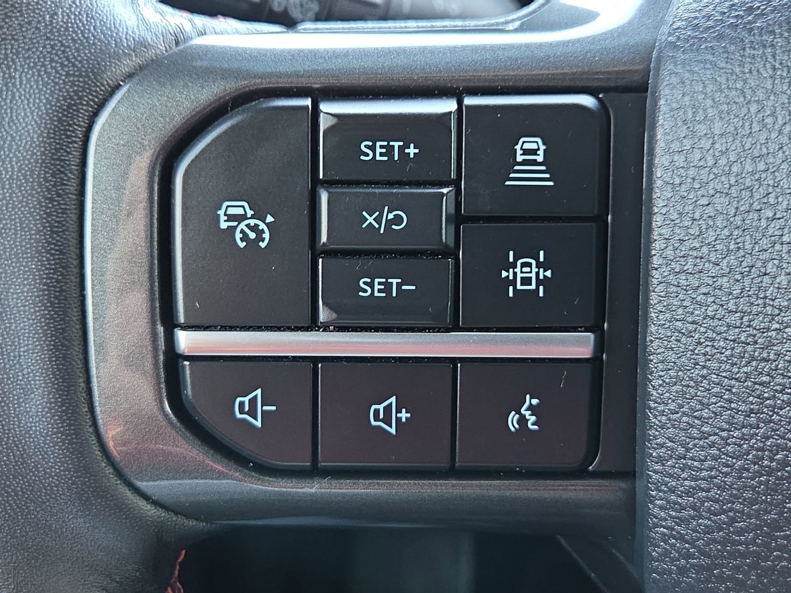 Certified 2024 Ford Expedition Limited image 20