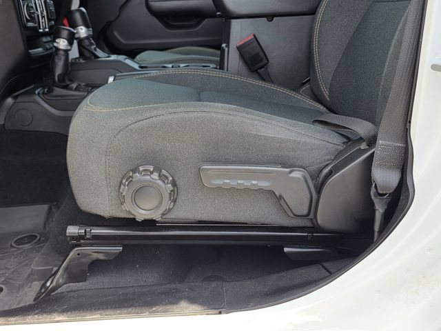 Used 2024 Jeep Wrangler Unlimited Sport AWD/4WD image 15