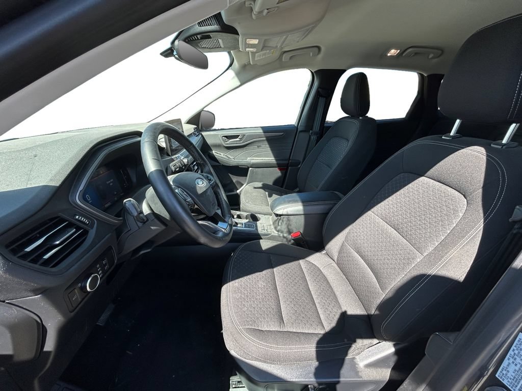 Certified 2024 Ford Escape Active AWD/4WD image 13