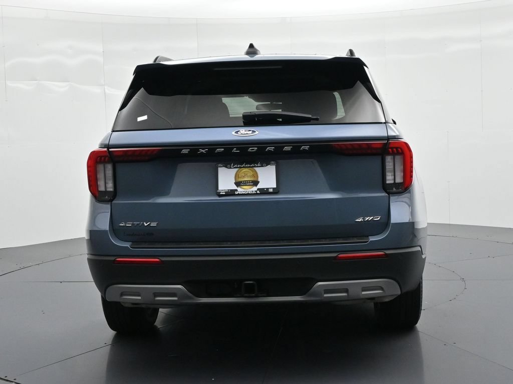 Certified 2025 Ford Explorer Active w/ Active Comfort Package AWD/4WD image 7