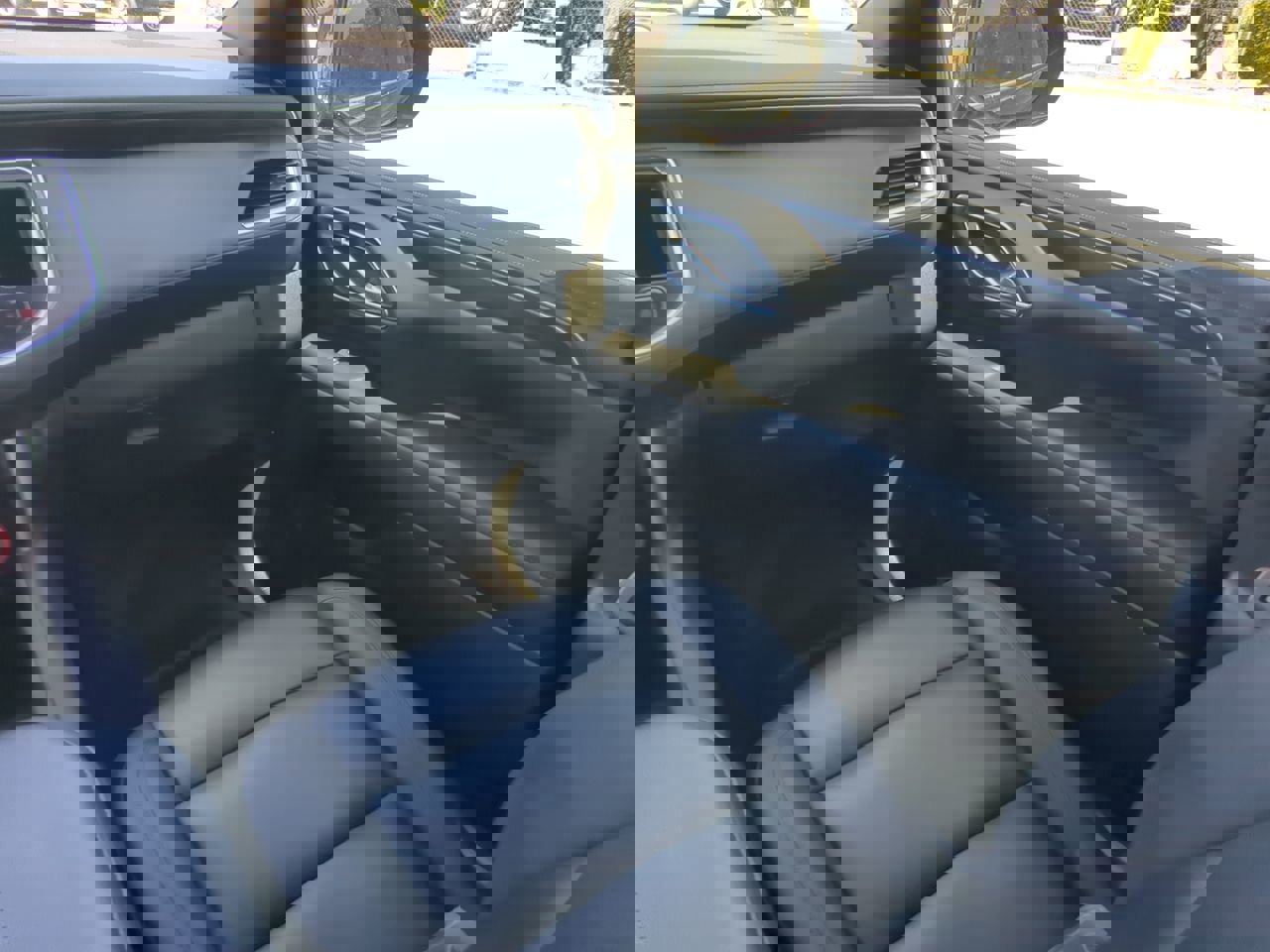 Used 2024 Chevrolet Suburban Z71 w/ Z71 Off-Road Package image 15