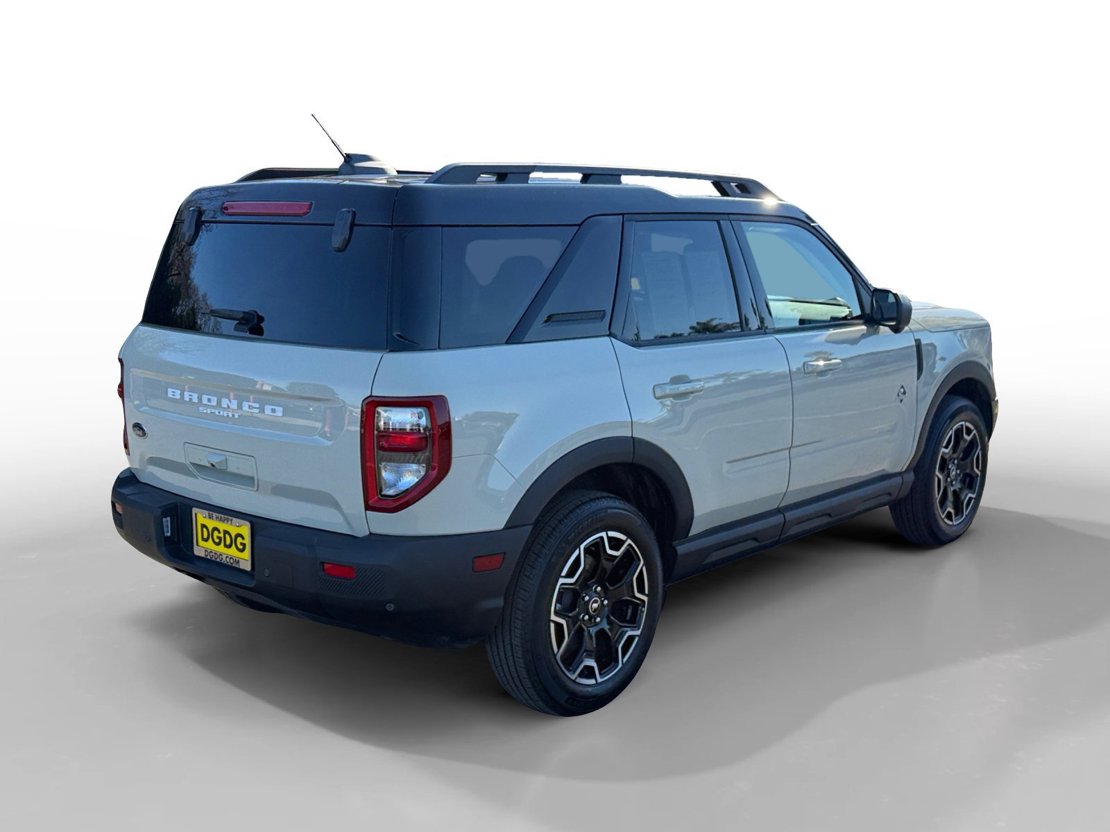 Certified 2025 Ford Bronco Sport Outer Banks w/ Outer Banks Tech Package+ image 4