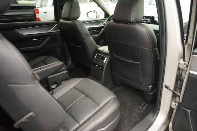 Used 2024 MAZDA CX-90 3.3 Turbo w/ Preferred Plus AWD/4WD image 15