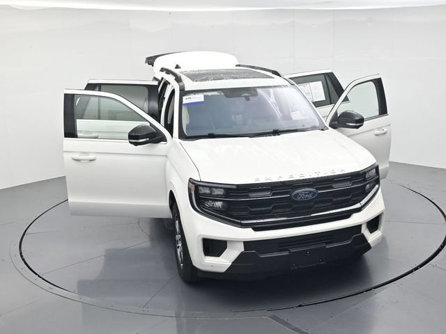 Certified 2025 Ford Expedition Active AWD/4WD image 53