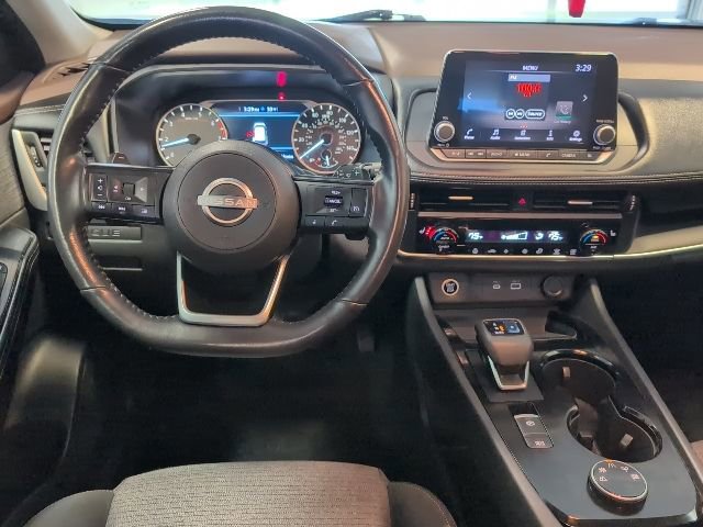 Used 2022 Nissan Rogue S image 17