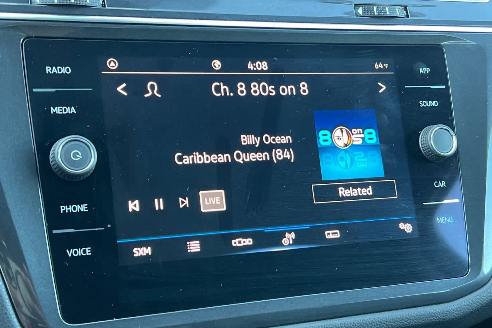 Used 2022 Volkswagen Tiguan SE image 19