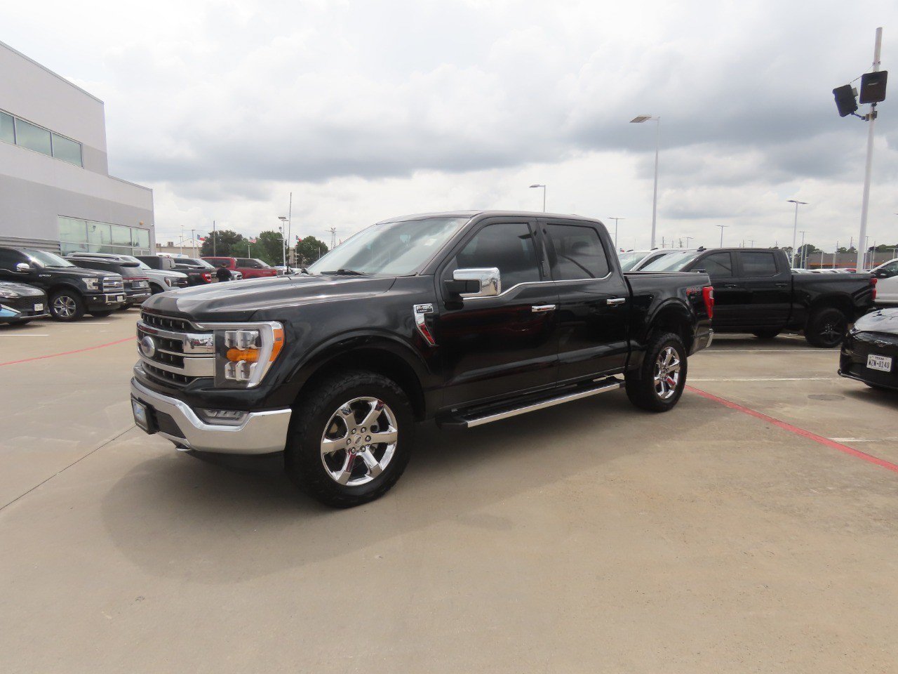 Certified 2023 Ford F150 Lariat w/ Trailer Tow Package AWD/4WD image 2