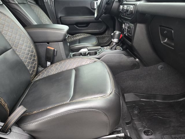 Used 2021 Jeep Wrangler Unlimited Sahara AWD/4WD image 13