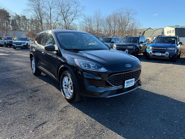 Certified 2022 Ford Escape SE w/ Convenience Package image 1