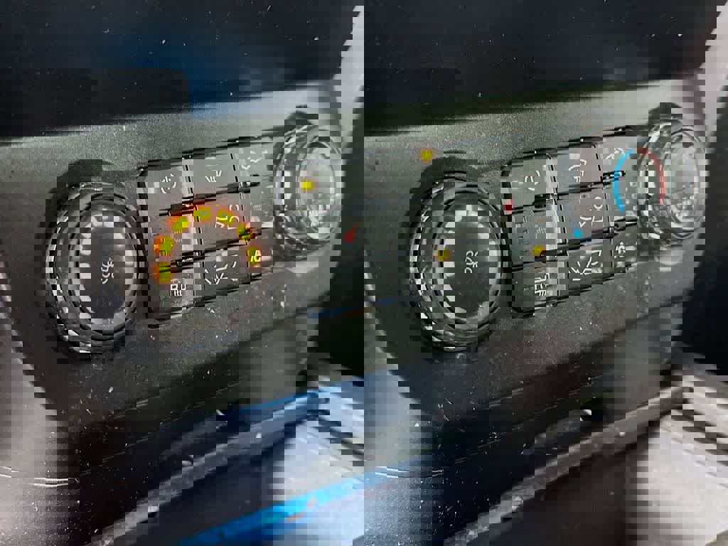 Certified 2019 Ford F150 XLT w/ Equipment Group 302A Luxury image 21