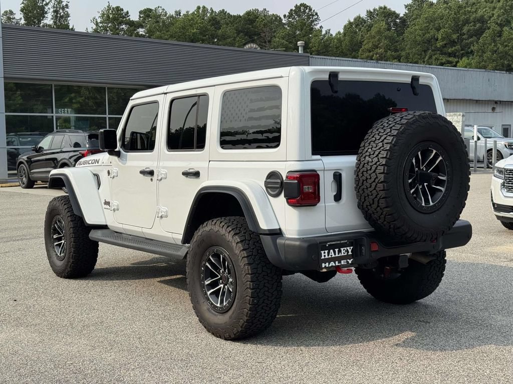 Used 2024 Jeep Wrangler Unlimited Rubicon AWD/4WD image 24