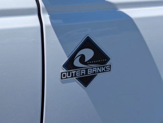 Certified 2026 Ford Bronco Outer Banks w/ Sasquatch Package AWD/4WD image 38