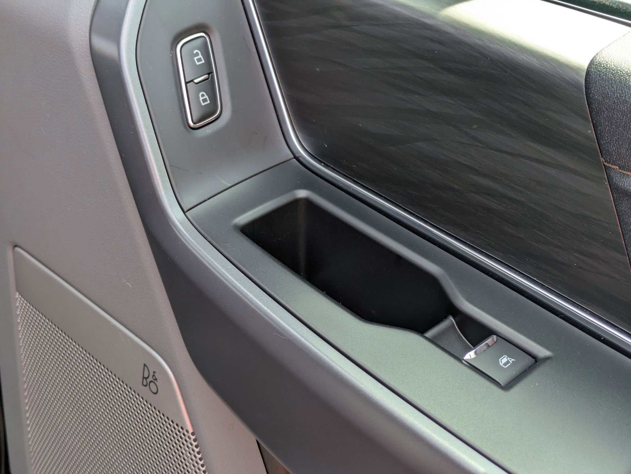 Certified 2025 Ford F150 Lariat w/ Equipment Group 501A Mid image 46