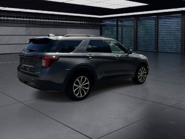 Certified 2026 Ford Explorer ST-Line AWD/4WD image 14