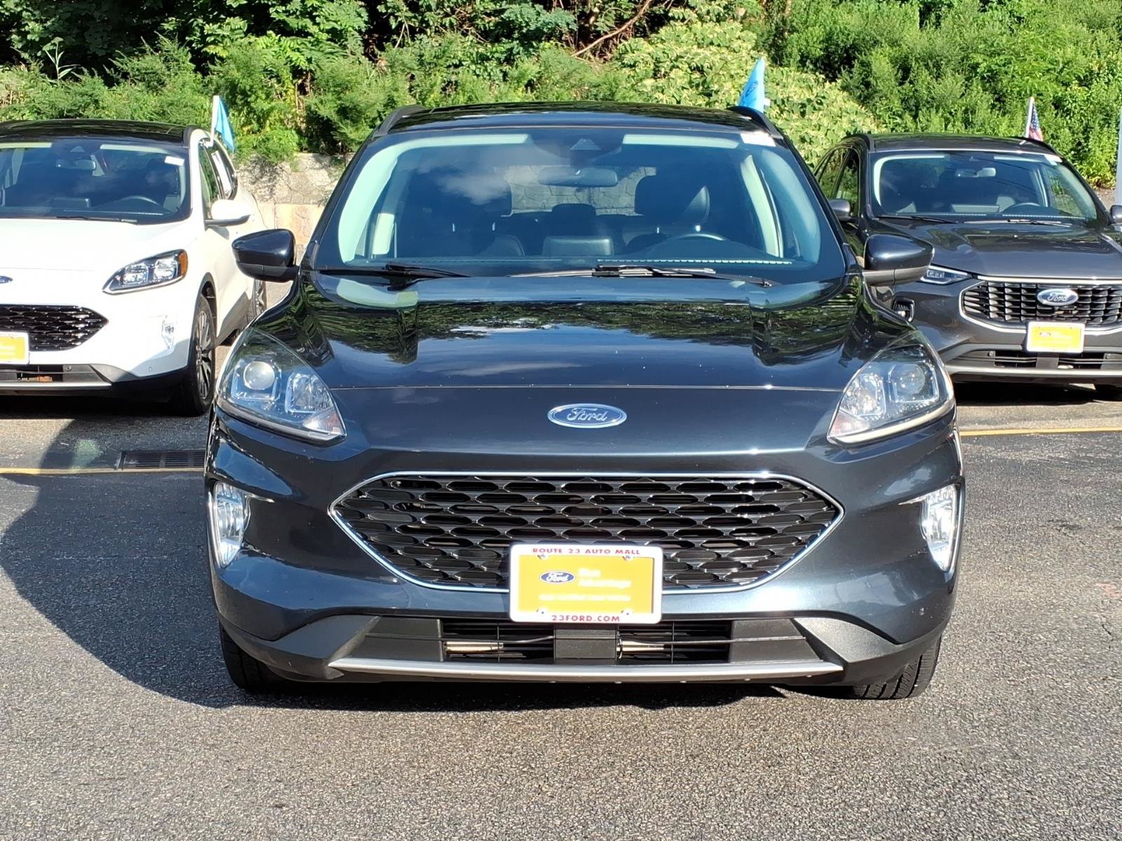 Certified 2022 Ford Escape SEL AWD/4WD image 2