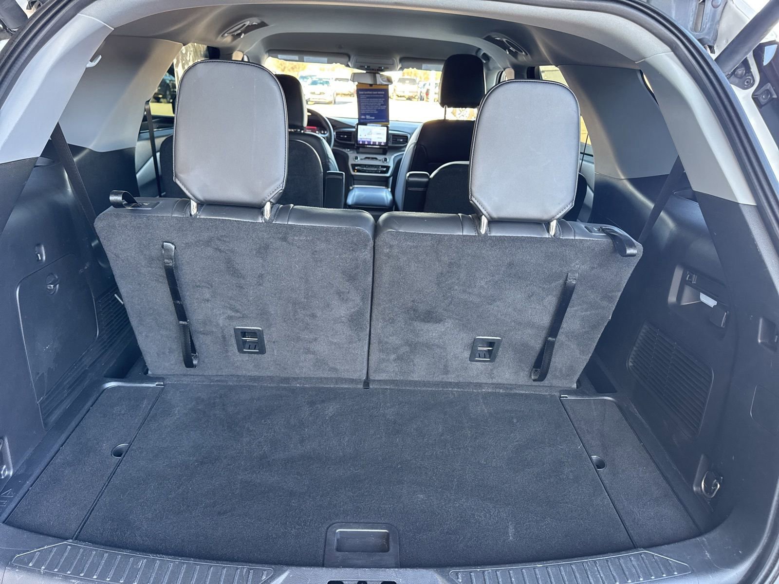 Certified 2023 Ford Explorer XLT w/ Equipment Group 202A image 38