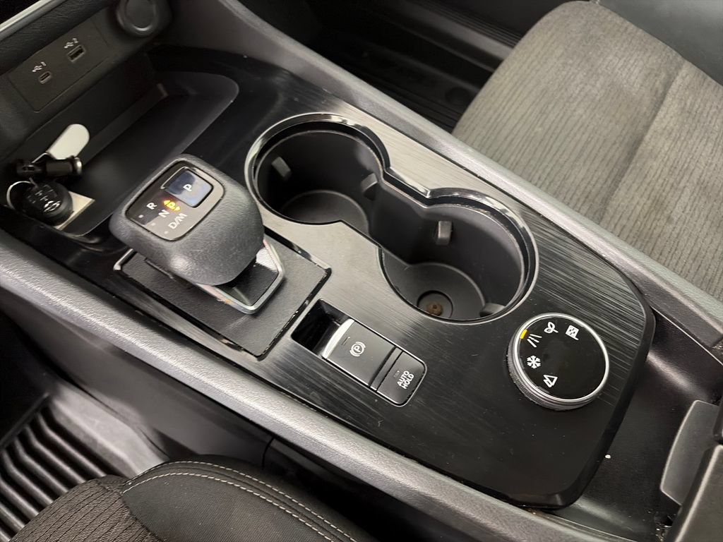 Used 2021 Nissan Rogue S AWD/4WD image 23