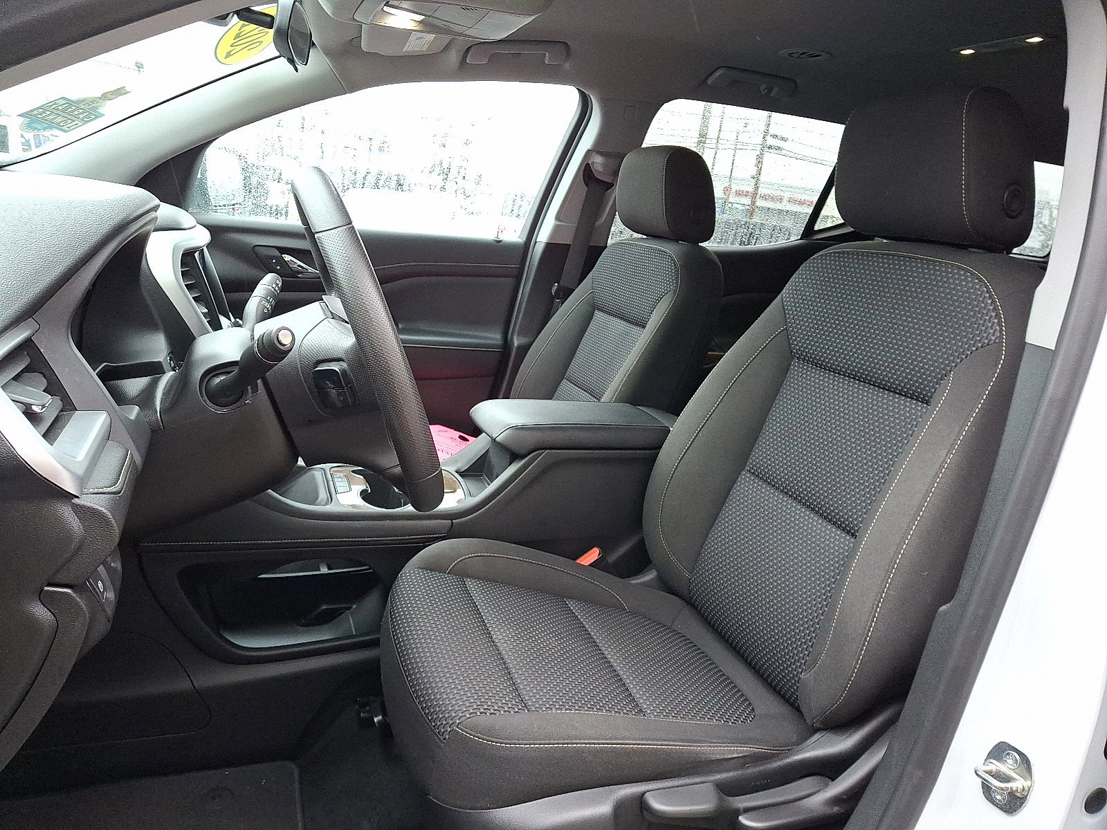 Used 2021 GMC Acadia SLE image 16