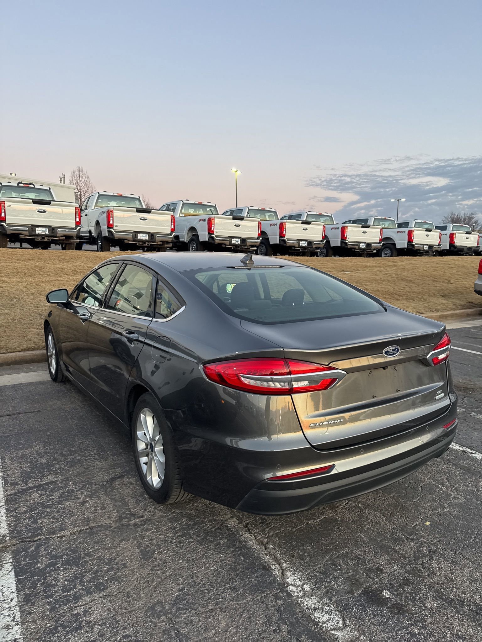 Certified 2019 Ford Fusion SE image 2
