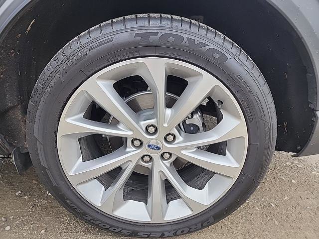 Certified 2022 Ford Explorer Platinum w/ Equipment Group 601A image 13