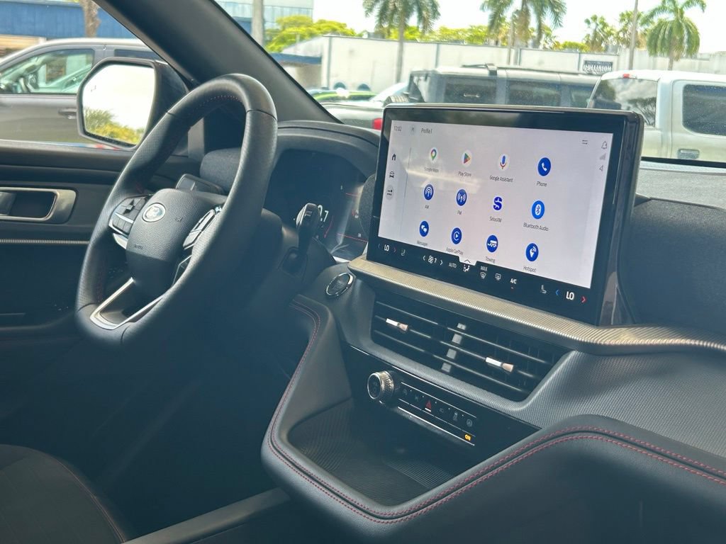 Certified 2026 Ford Explorer ST-Line w/ ST-Line Street Pack RWD image 26