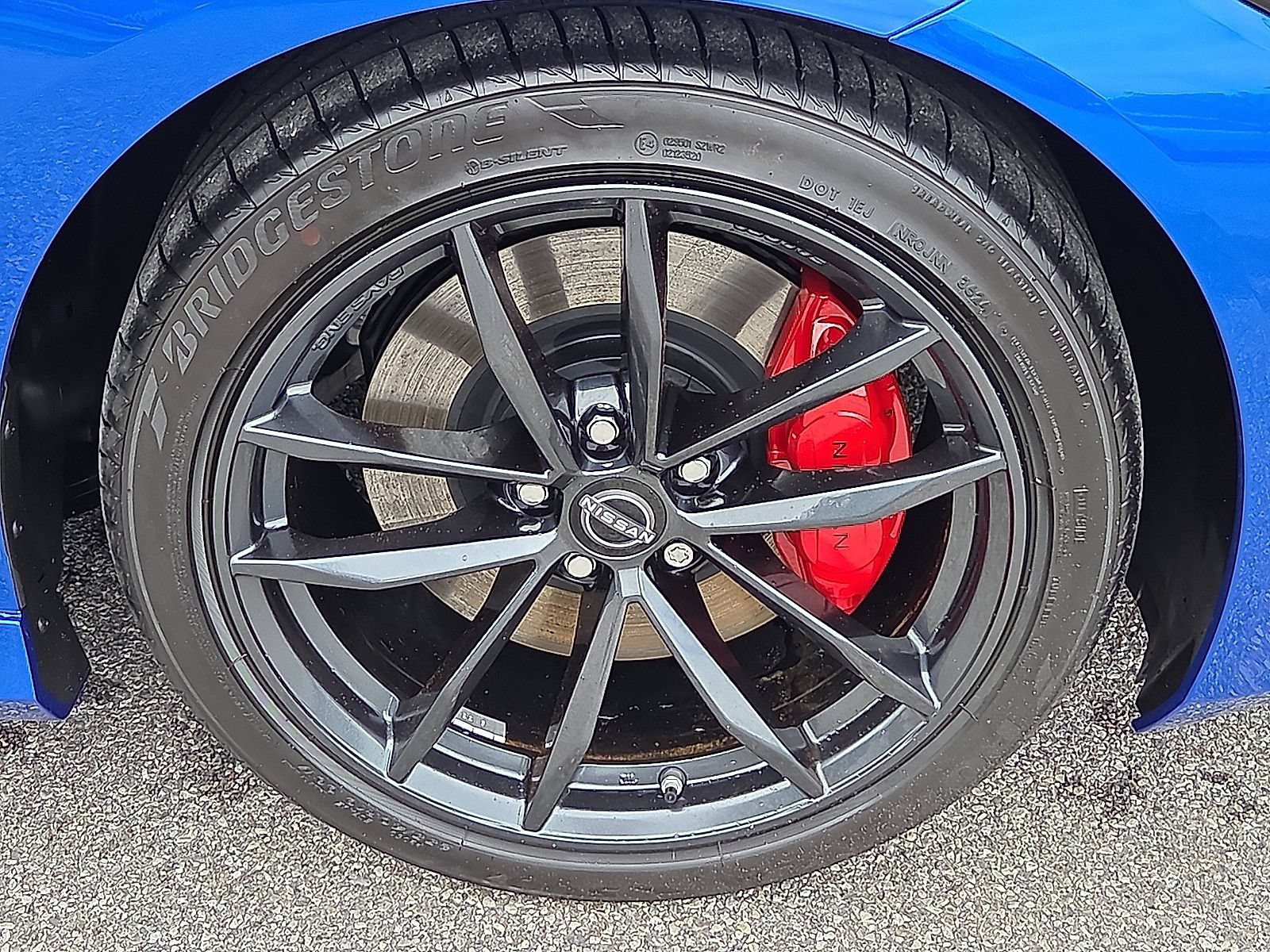 Used 2024 Nissan Z Performance w/ Floor Mat Package RWD image 7