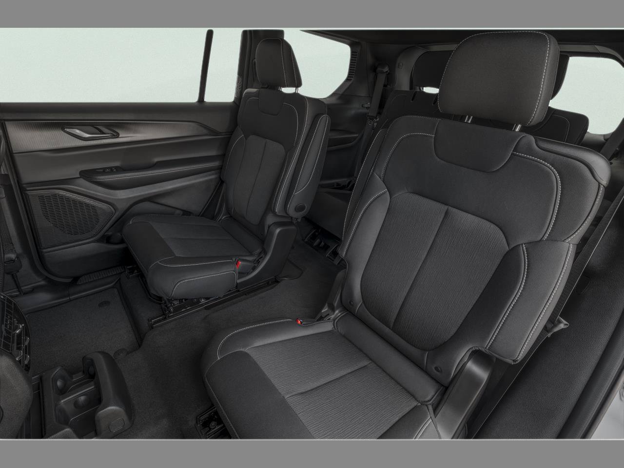 Used 2025 Jeep Grand Cherokee L Laredo w/ Luxury Tech Group I AWD/4WD image 43