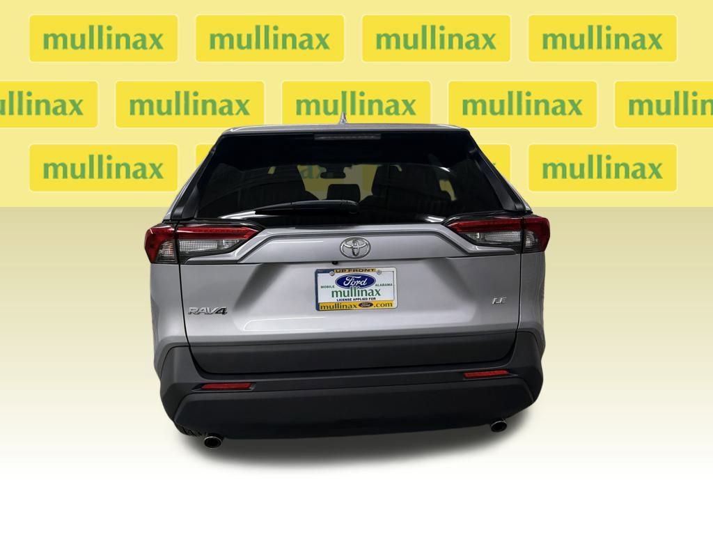 Used 2024 Toyota RAV4 LE image 6