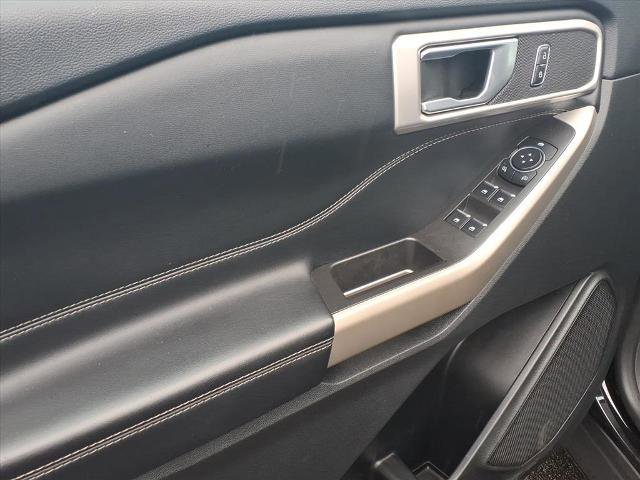 Certified 2023 Ford Explorer XLT image 9