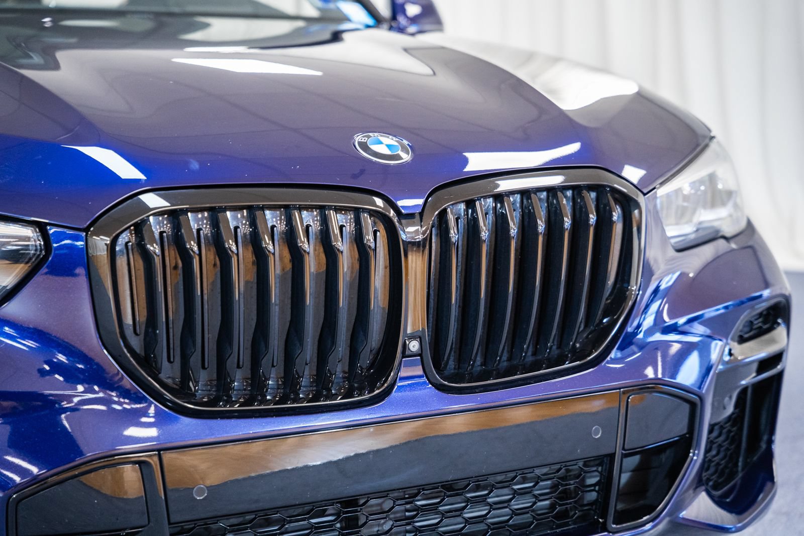 Used 2022 BMW X5 M50i w/ Premium Package AWD/4WD image 13