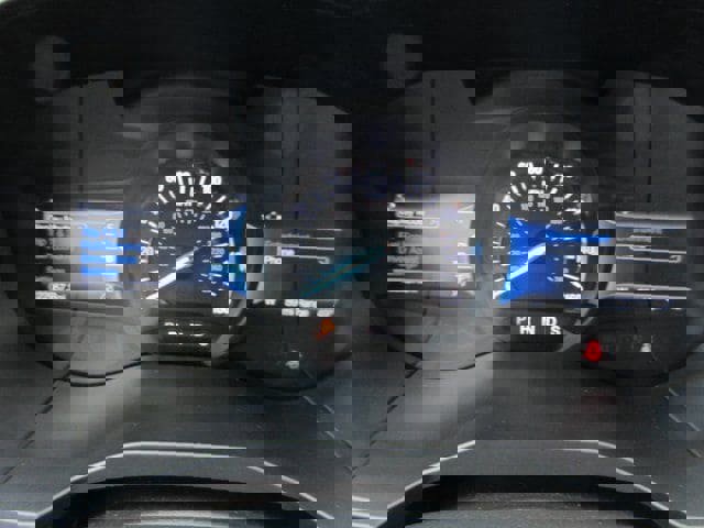 Certified 2022 Ford Edge Titanium w/ Class II Trailer Tow Package image 15