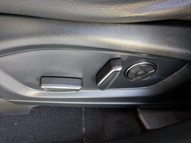 Certified 2020 Ford Explorer ST w/ Premium Technology Package image 23