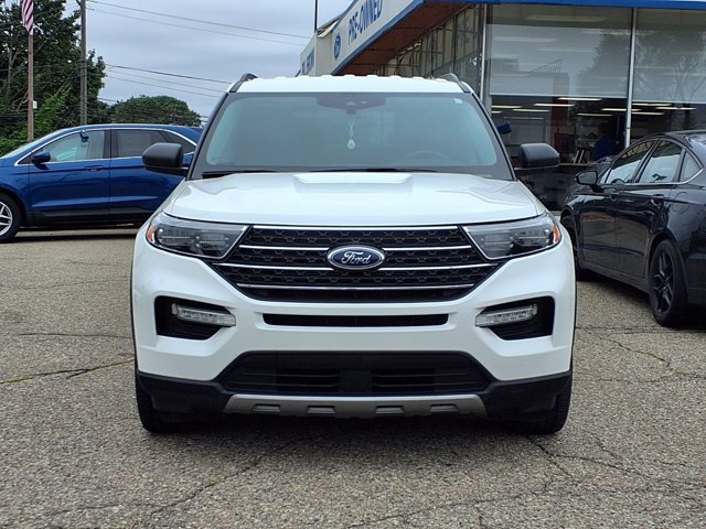 Certified 2024 Ford Explorer XLT w/ Equipment Group 202A AWD/4WD image 27