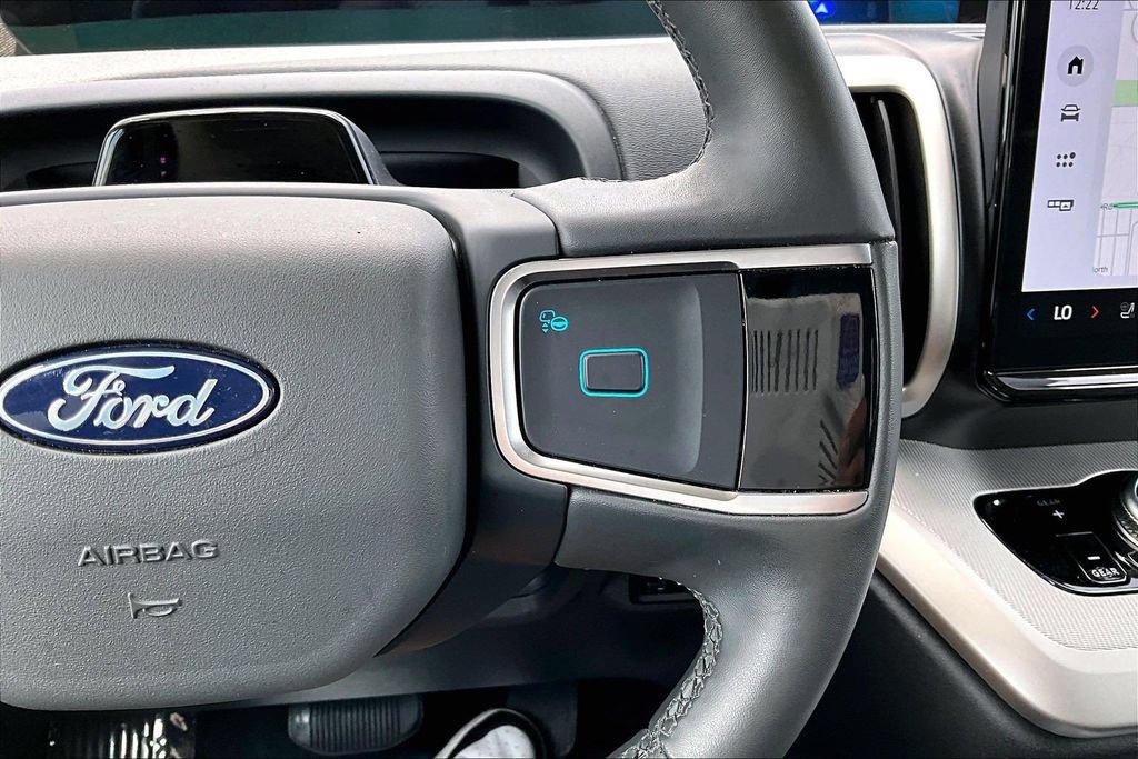 Certified 2025 Ford Expedition Max Active AWD/4WD image 18