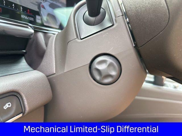 Used 2021 Cadillac Escalade Premium Luxury w/ Driver Assist Tech Package image 20