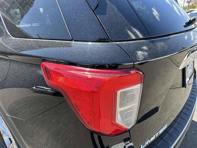 Certified 2023 Ford Explorer Limited w/ Limited Technology Package AWD/4WD image 37