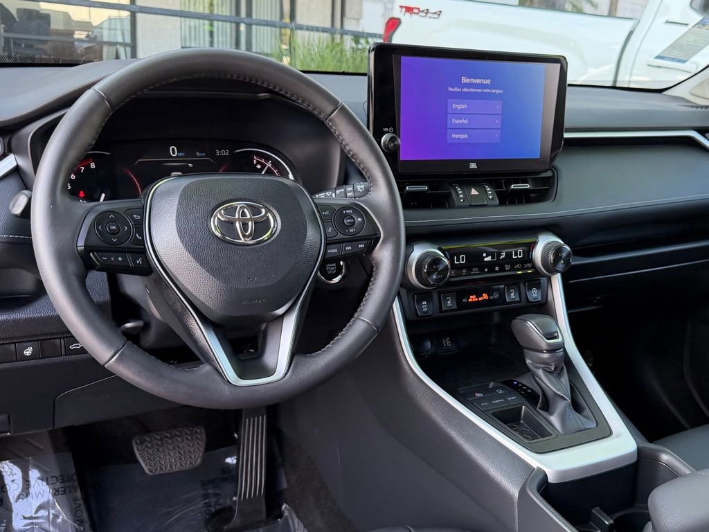 Used 2024 Toyota RAV4 XLE Premium image 28