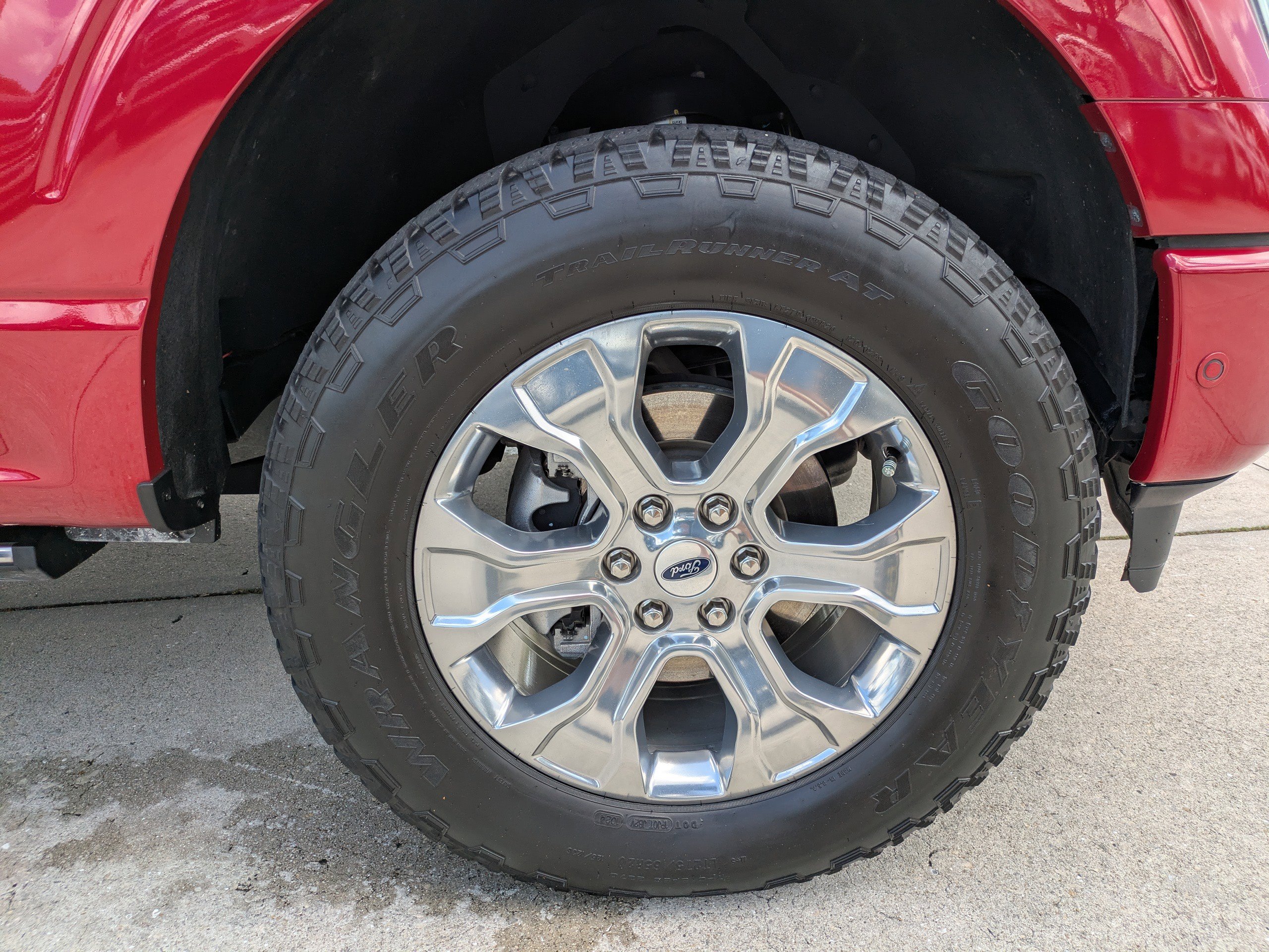 Certified 2022 Ford F150 Platinum w/ Equipment Group 701A High AWD/4WD image 11